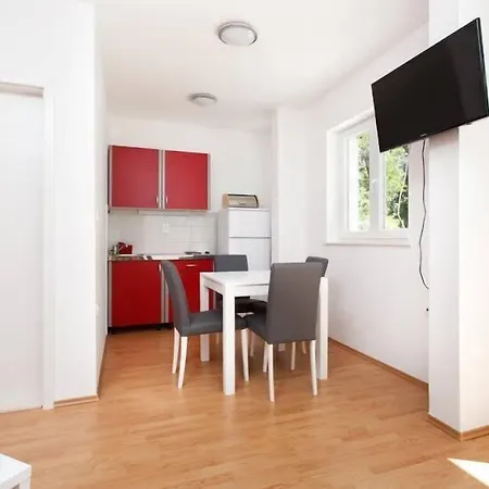 Happy Holidays Apartman