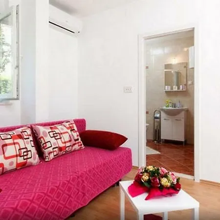 Apartman Happy Holidays